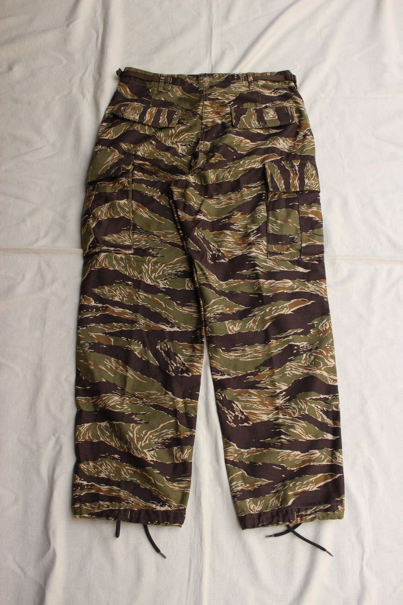 thecrimie 30インチ　カモフラ　ハーフパンツ　faith&trust thecrimie 30インチ カモフラ ハーフパンツ faith&trust - メルカリ