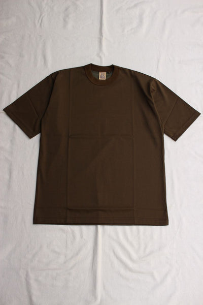 FREEWHEELERS / "ULTIMA THULE EQUIPMENT" SET-IN SHORT SLEEVE T-SHIRT (#2525006,DARK OLIVE)