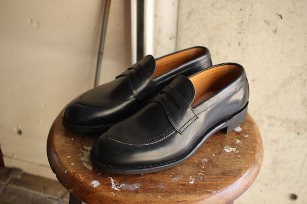 Makers / V TIP LOAFER (CDVN-01 ,GUIDI HORSE BUTT BLACK)