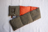 COLIMBO / CHAMPLAIN DOWN MUFFLER (ZV-0710,KHAKI × ORANGE)